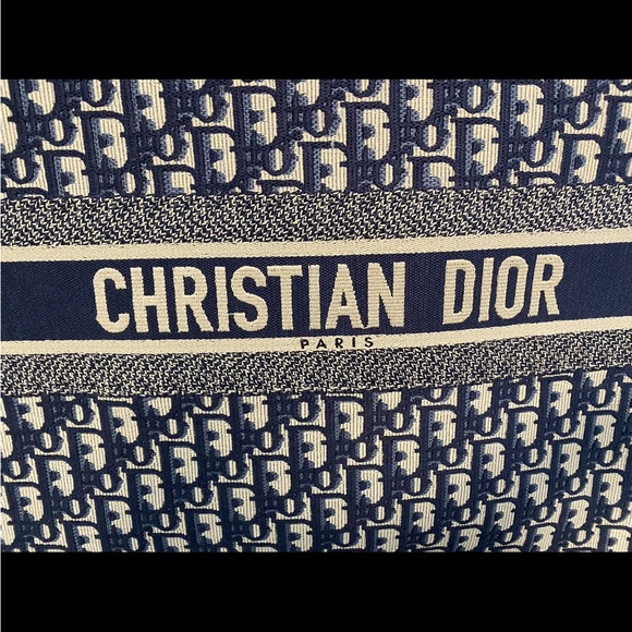Lightly used large size Christian Dior Tote with dust bag - Picture 2 of 16